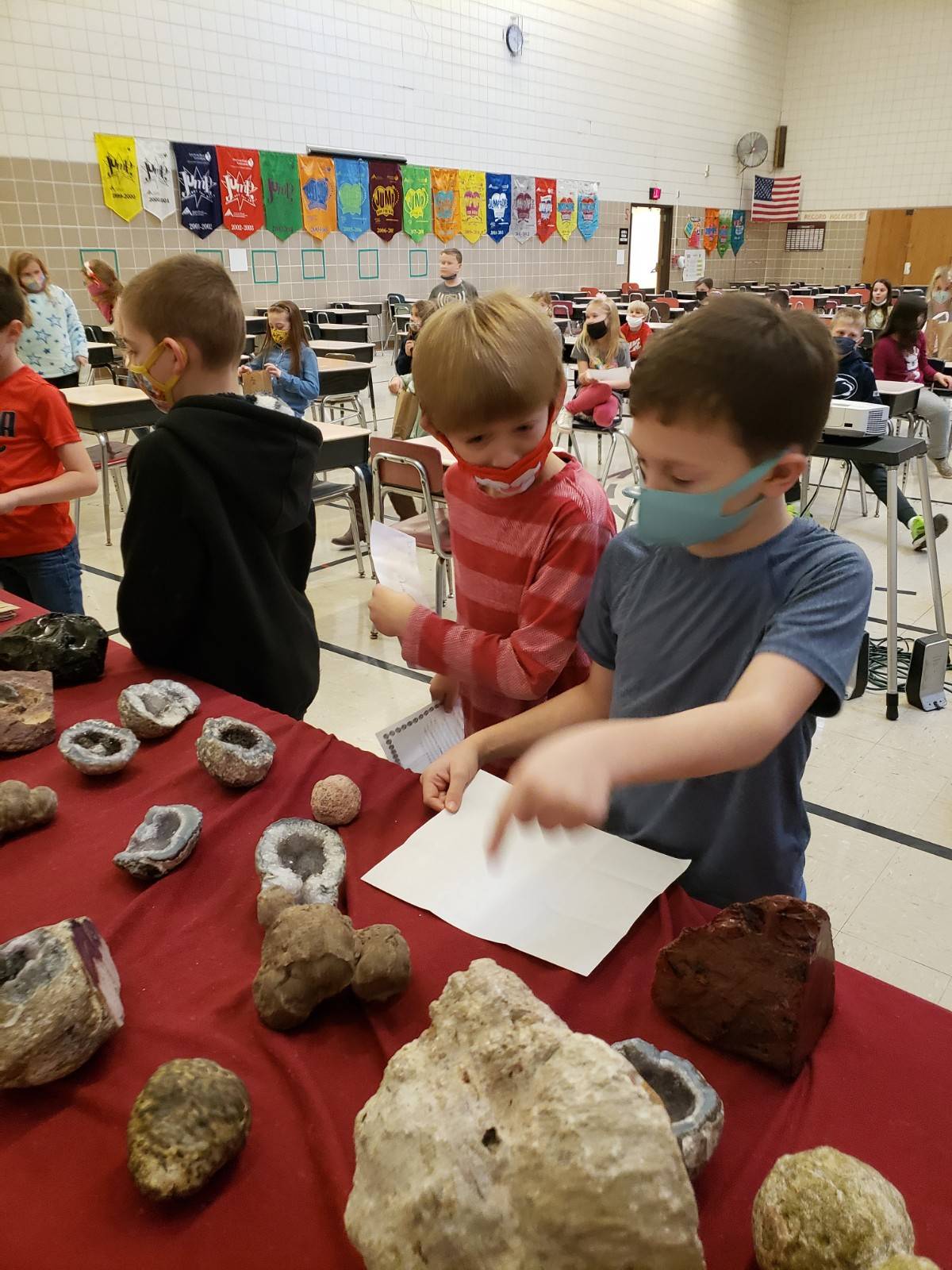 3rd grade learning about Geodes with Mr. "Geode" Jeff Smith