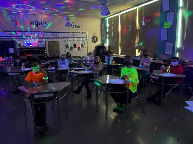 "GLOW DAY" with 3C