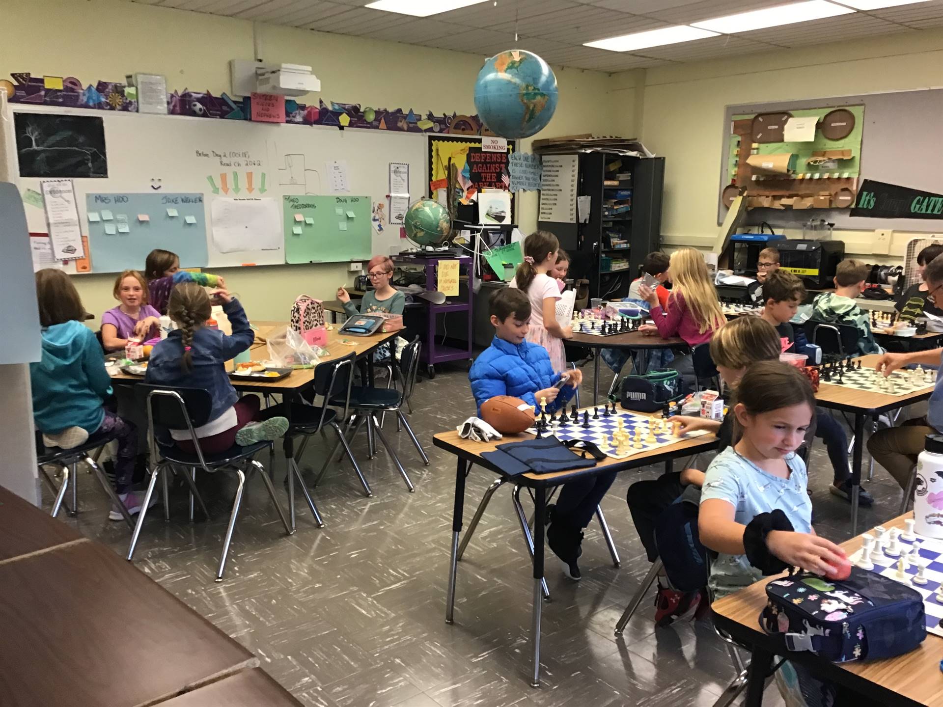 4th graders playing chess