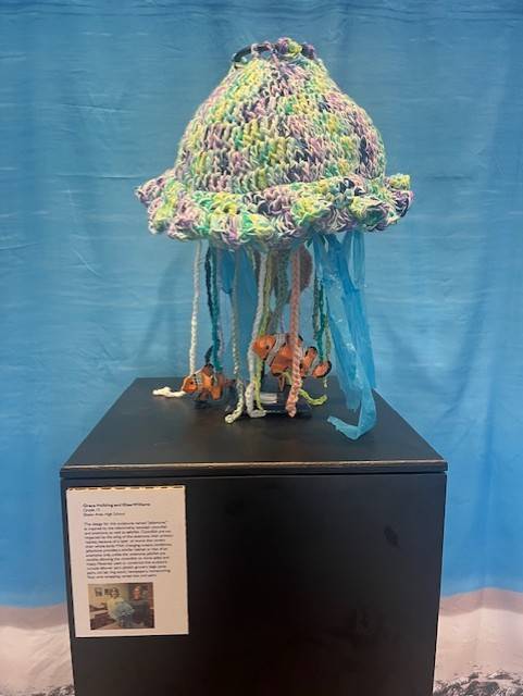 Phipps display of the jellymone